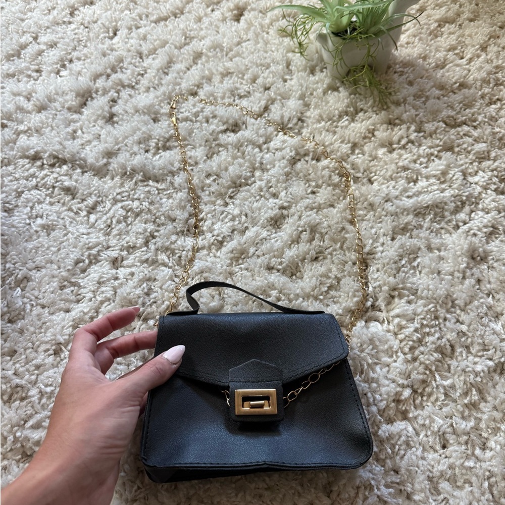 Chic Black Mini Bag with Gold Accent - Picture 7 of 7